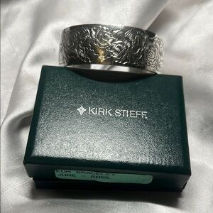 Silver Floral Women's Bracelet